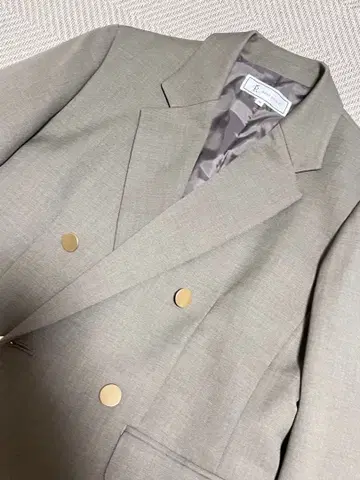 로페 피크닉 베이지 더블 브레스트 자켓 38