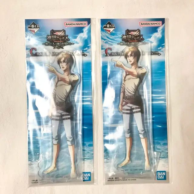 진격의거인 쿠지 C상 에렌 바다 아크릴스탠드 2개 세트 미개봉