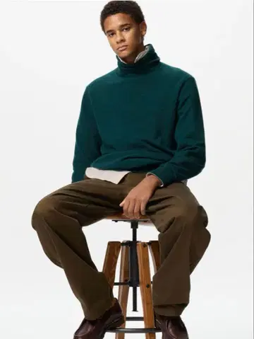 [ 컨디션 최상 ] UNIQLO 유니클로 캐시미어 터틀넥