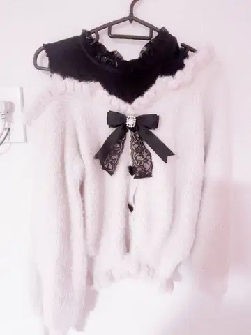 LIZ LISA 오프숄더 니트