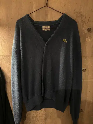 80년대 제조 라코스테사제 V넥 아크릴 가디건