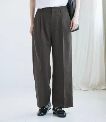 로페피크닉 울라이크 허리턱 세미 와이드 팬츠