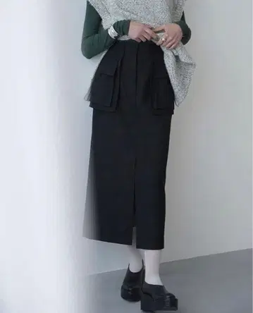 CLANE FLOAT POCKET SKIRT