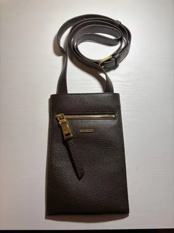 아르마니 가죽 숄더백