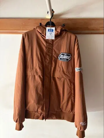 X LARGE 다운 브라운