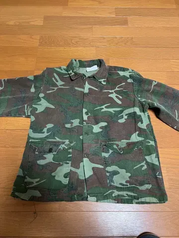 70년대~ 밀리터리 셔츠 짧은 기장 셔츠 카모플라쥬 우드랜드 카모