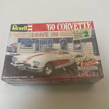 빈티지 프라모델 Revell '60 Corvette 1:25