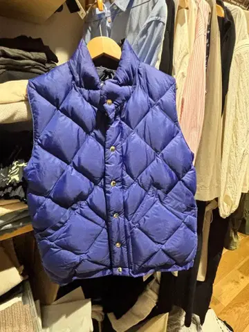 strato 별주 crescent down works