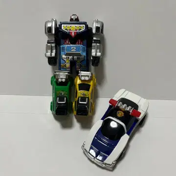 격주전대 카레인저 RV 로보 사이렌더 피규어 2체 세트