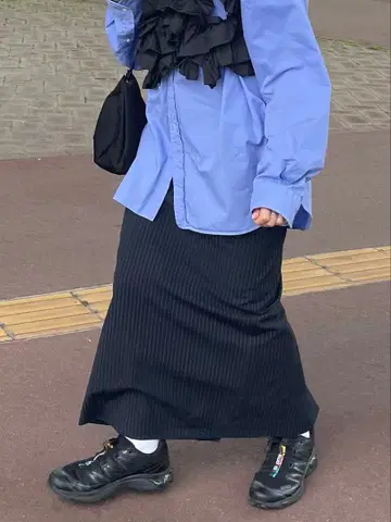 BEAUTY&YOUTH 레이온 블렌드 I 라인 롱 스커트 네이비