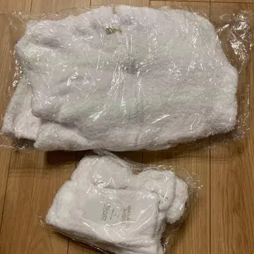 [미사용 새상품] 젤라피케 상하의, 삭스, 헤어밴드