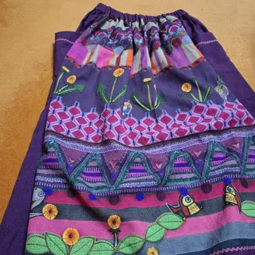 알베로베로 보라색 스커트