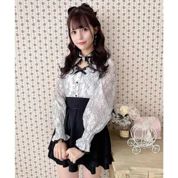 ROJITA 배색 레이스 긴팔 상의