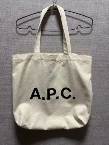 A.P.C. 아페쎄 토트백
