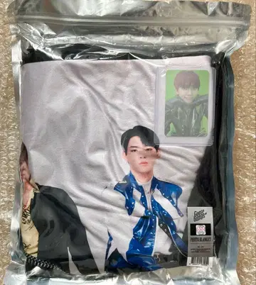 ONF 오네노프 Goosebumps MD 사진 담요