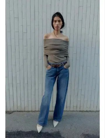 [ 금기 ] 개더 스트랩 니트탑 / ZARA