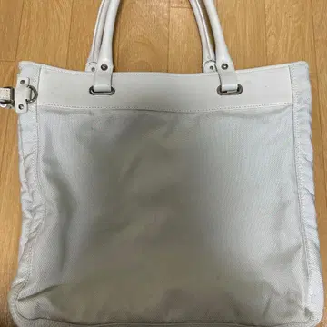 BALLY 화이트 토트백