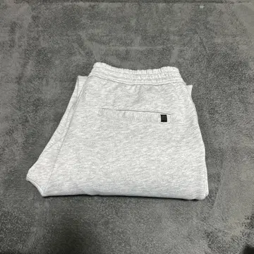 다이와 피어39 스웨트 팬츠 그레이 상태 좋음 m