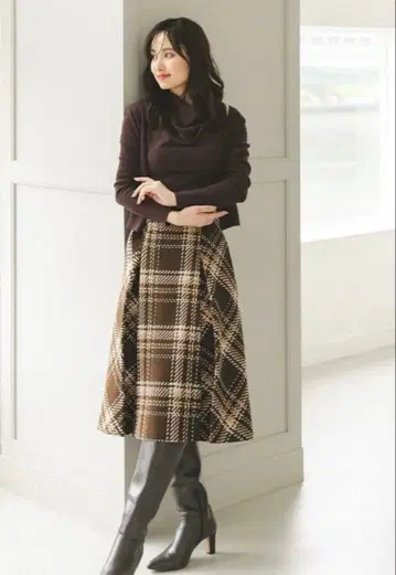 SNIDEL 로빙 체크 미들 스커트