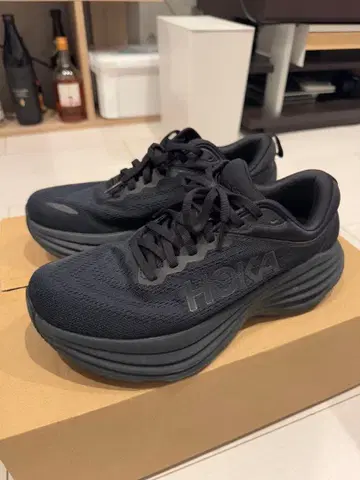 HOKA ONE ONE(호카 오네오네) BONDI 8 WIDE BLACK