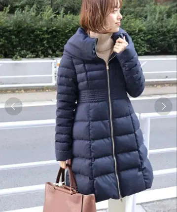 TATRAS 노블 별주 롱다운 네이비