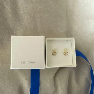 IKEDA Bead 펄 장식 골드 귀찌