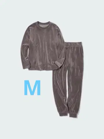 [ 유니클로 ] 울트라 스트레치 스무스 세트 M 사이즈 브라운