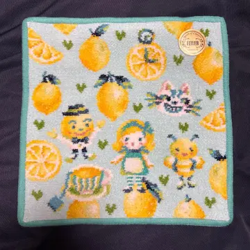 카렐차펙 레몬 도트 앨리스 페이러 손수건