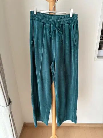 니코앤드 래빗 터치 벨로아 팬츠