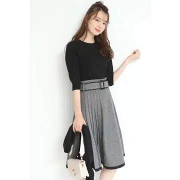 [택 포함 새상품] Apuweiser-riche 트위드 플레어 스커트