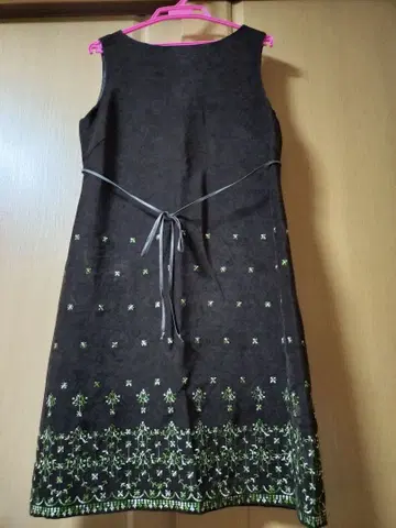 FunnyFace 다크 브라운 원피스 자수 스웨이드 13호 새상품