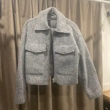 ZARA 부클레 크롭 자켓