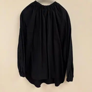 MACHATT 백리본 블라우스/네이비