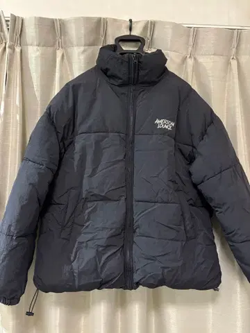AMERICAN LOUNGE 블랙 다운 자켓