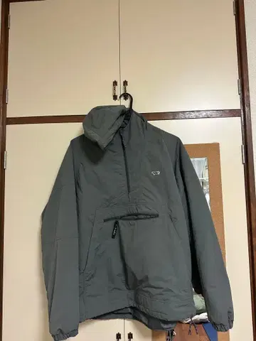 나일론 풀오버 자켓 그레이