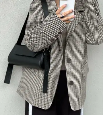 [ 미사용 새상품 ] 시착만 한 상품 아가우드 셀렉 AgAwd 체크 자켓