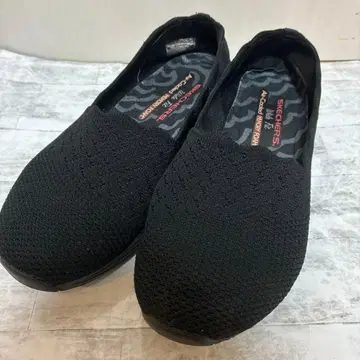 스케쳐스 슬립온 와이드핏 블랙 24.5cm