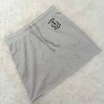 [ 타미힐피거 ] (XS) 맨투맨 미니 스커트 허리밴딩 로고