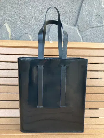 유니클로 +J 가죽 토트백