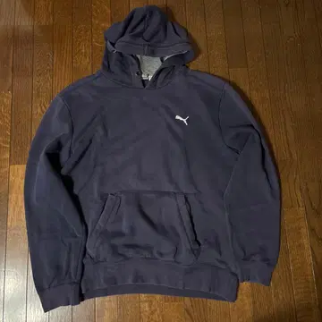 PUMA 네이비 후드티 페이드