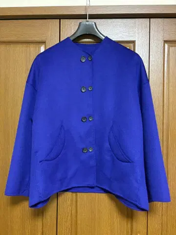 새상품 시빌라 노카라 코트 블루 M