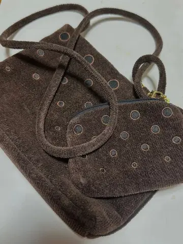 페이 라 도트 무늬 숄더백