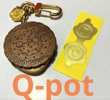Q-pot 초코 비스킷 BISCOTTO 키링