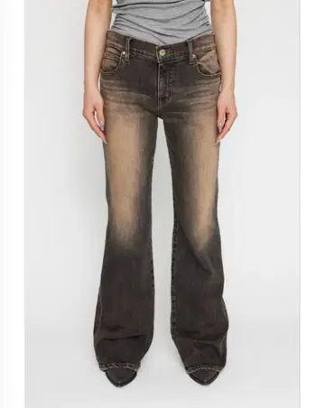 [ 새상품급 ] VESTA LOW WAIST 플레어 데님