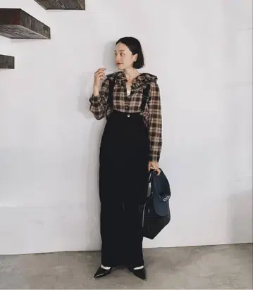 [ 새상품급 ] Whim Gazette 프릴 체크 블라우스