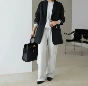 PE SHARK 빅 자켓 블랙