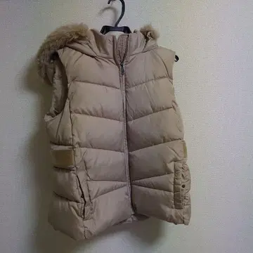 GUESS 베이지 다운 베스트 L 사이즈