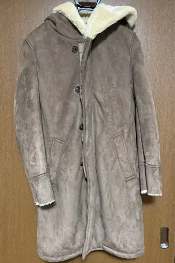 KATHARINE HAMNETT LONDON M