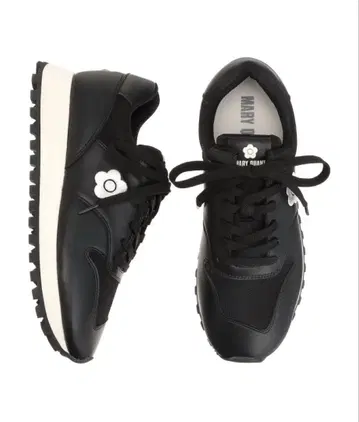 MARY QUANT 데이지 자수 콤비 스니커즈