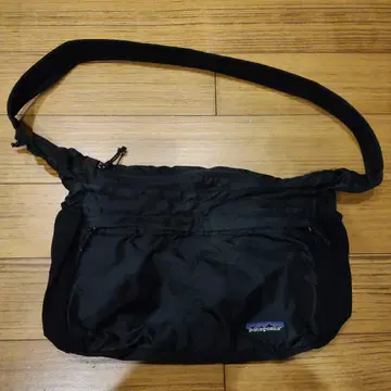 patagonia 블랙 숄더백